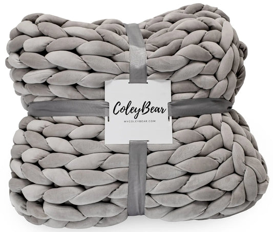 ColeyBear Light Grey Chunky Knit Weighted Blanket/Blankets For Sale