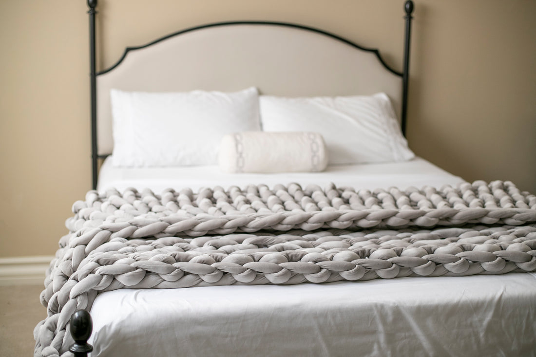 How Weighted Blankets Help Reduce Anxiety and Improve Sleep